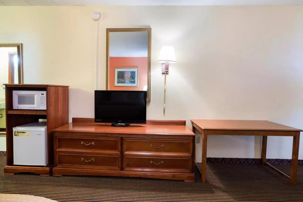 Royal Inn Клирфилд Экстерьер фото